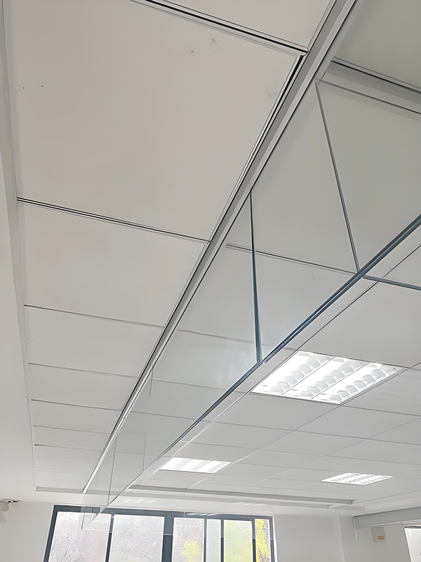 头屯河玻璃头屯河挡烟垂壁 头屯河玻璃头屯河挡烟垂壁