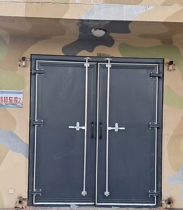 头屯河工业平开门 头屯河工业平开门