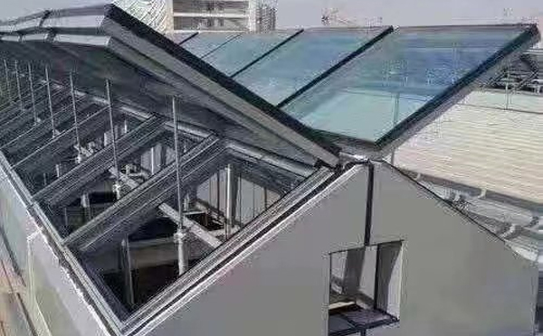 电动头屯河排烟窗适合安装在什么地方