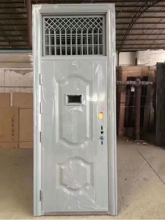 头屯河学校教室门 头屯河学校教室门