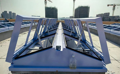 头屯河排烟窗的设置要求