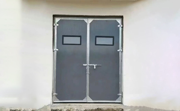 头屯河工业门在高温作业区域的运行表现