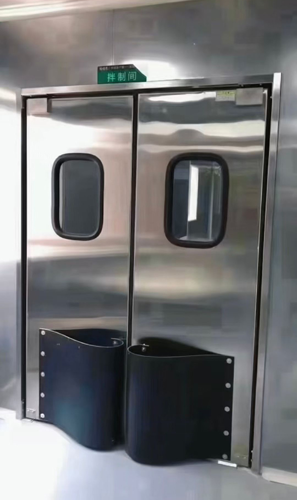 头屯河防火门安装项目助力物流中心提升消防安全等级